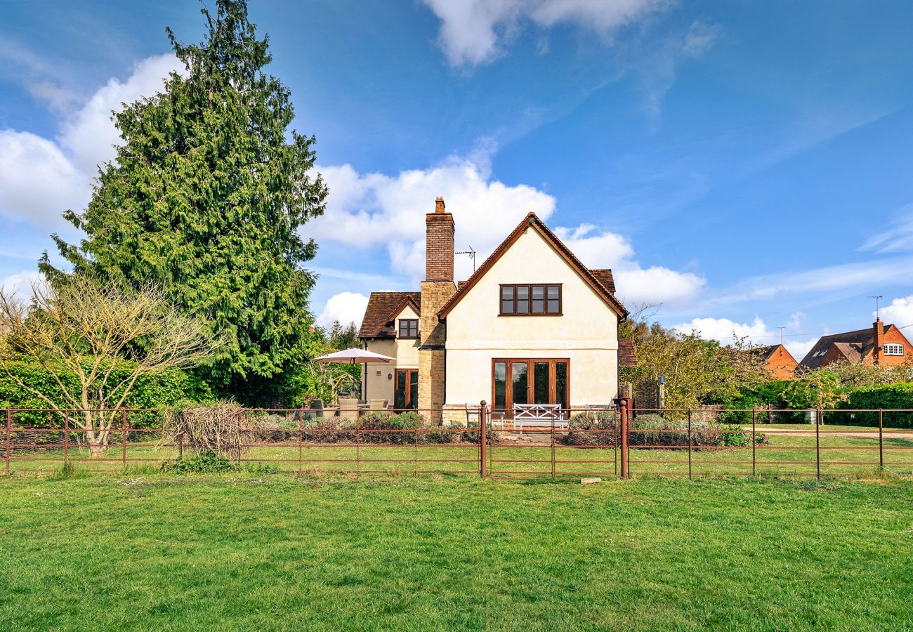 Cottage in Tewkesbury - Windfall Cottage