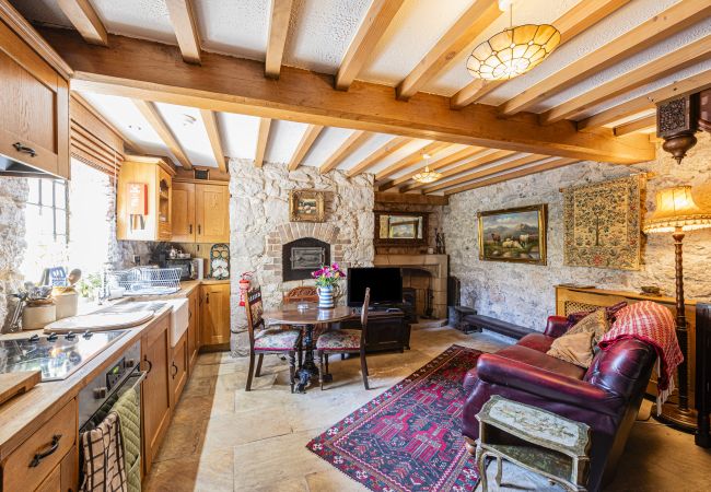 Cottage in Abergele - Hen Wrych Hall Tower Cottage in Abergele - Hen Wrych Hall Tower