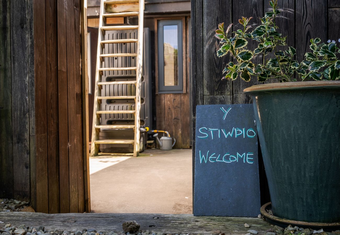 Studio in Solva - Y Stiwdio, Tiny House