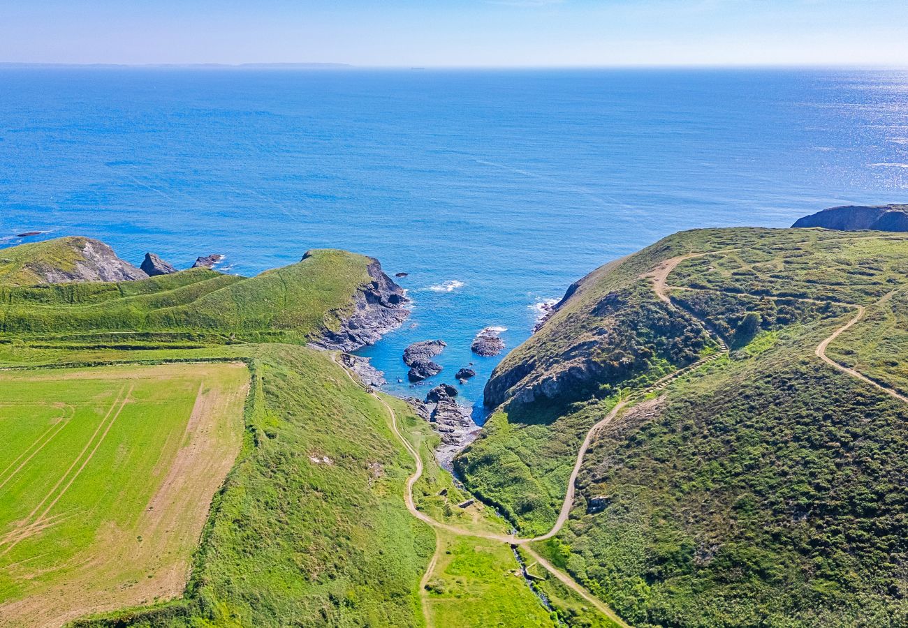Studio in Solva - Y Stiwdio, Tiny House