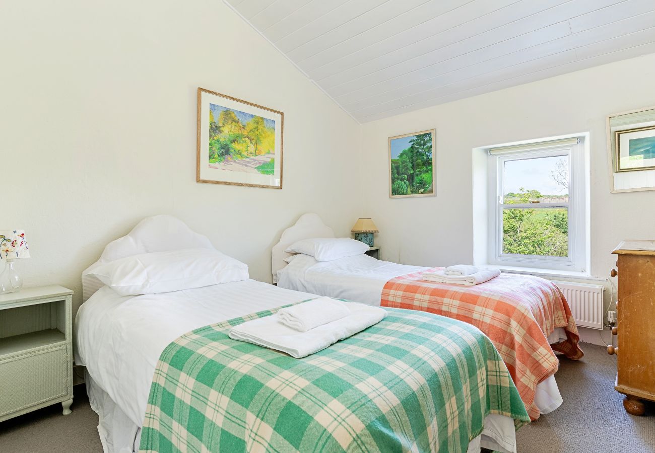 Cottage in Solva - The Pink House