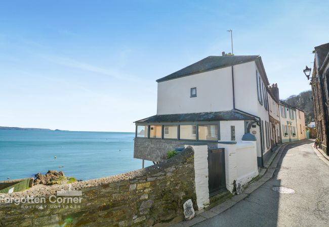  in Cawsand - Criterion Cottage