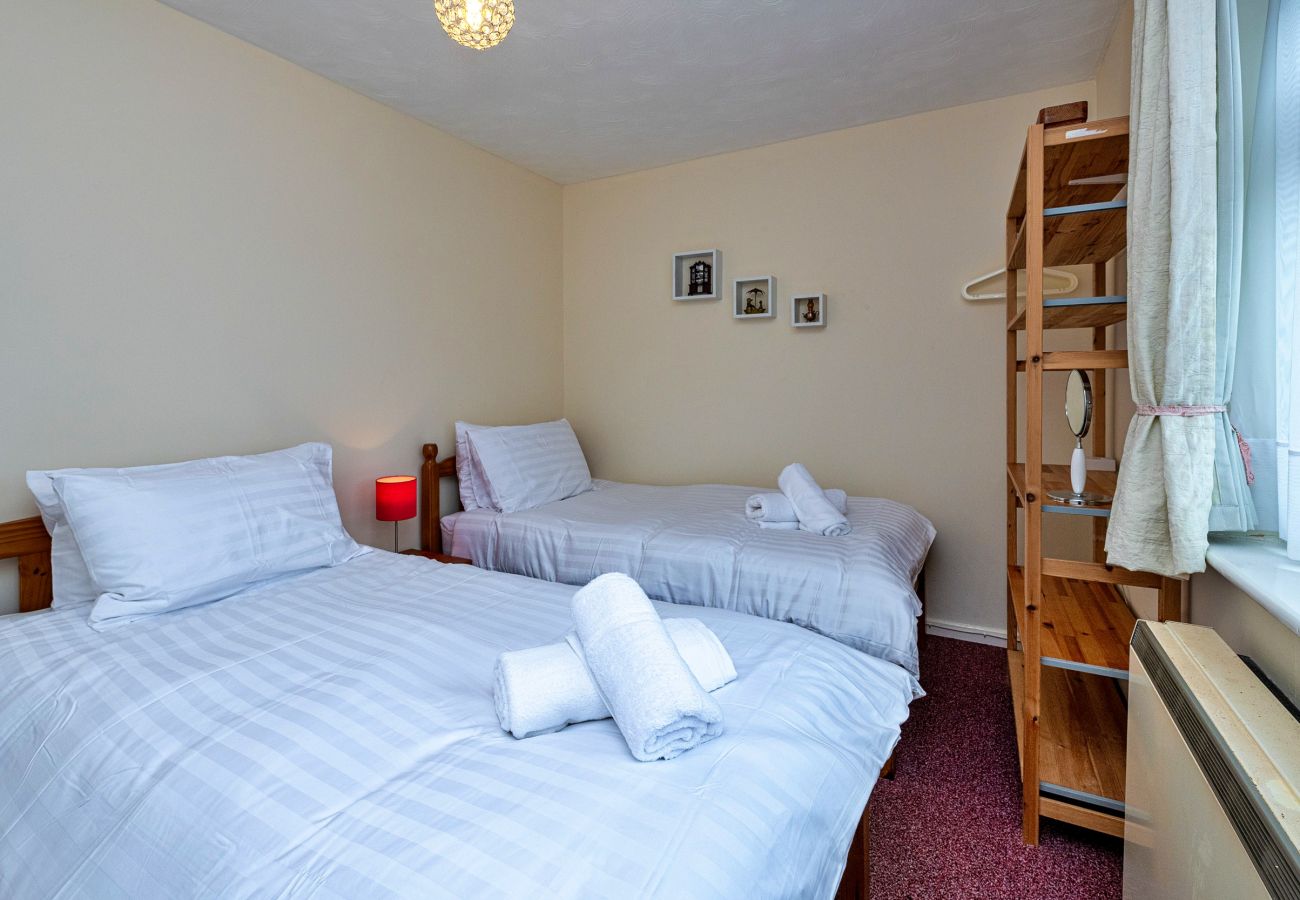 Bungalow in Amlwch - Nant Y Mynydd
