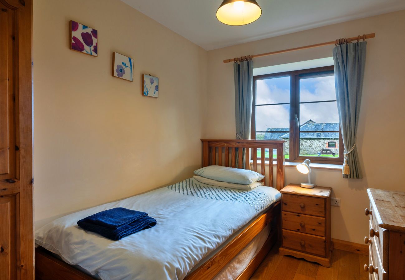 Houten huisje in Torrington - Tarka's Holt Log Cabin, Stowford