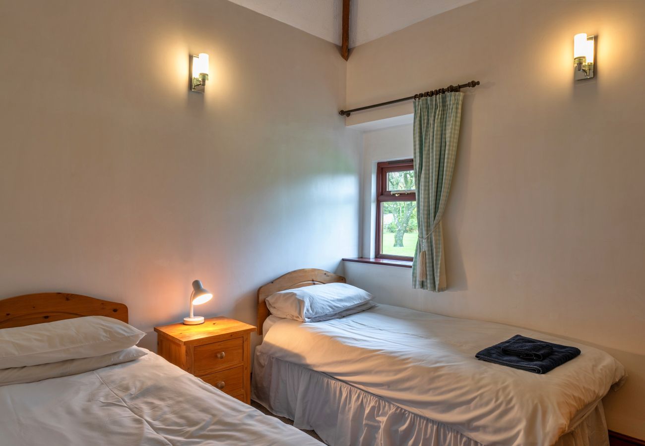 Cottage in Torrington - Warren Cottage, Stowford