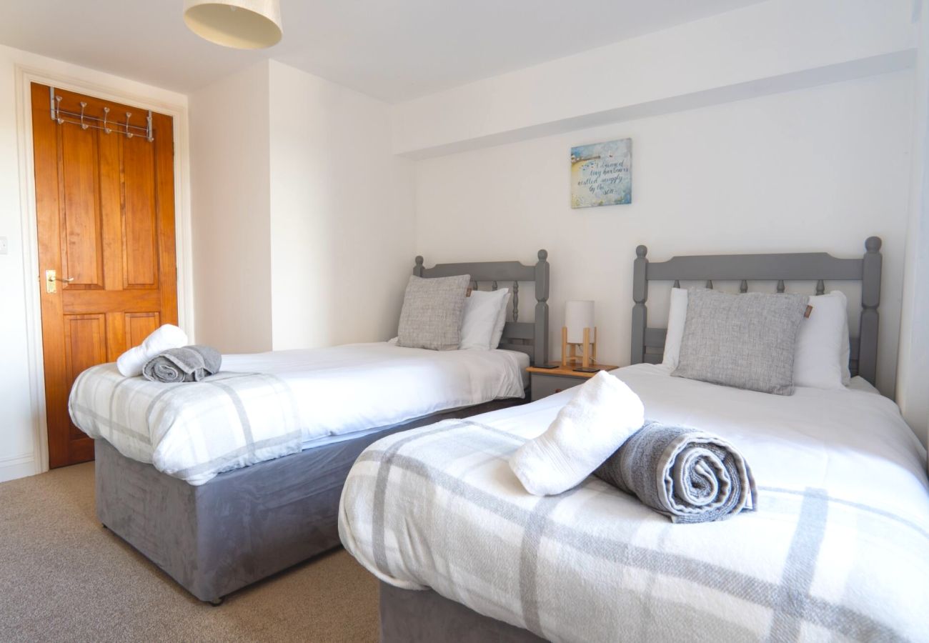 Cottage in Widemouth Bay - Fields Barn