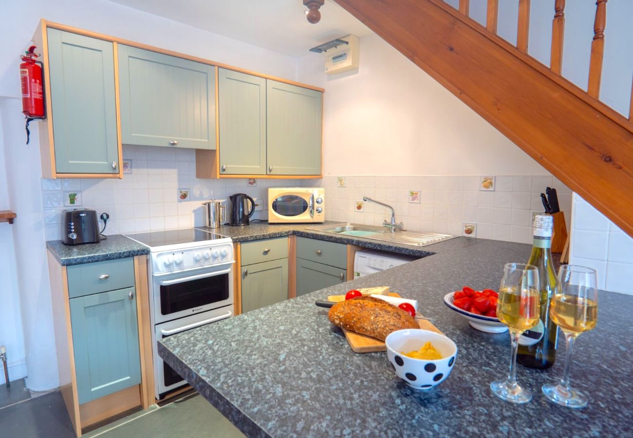 Cottage in Widemouth Bay - Rosemary Cottage