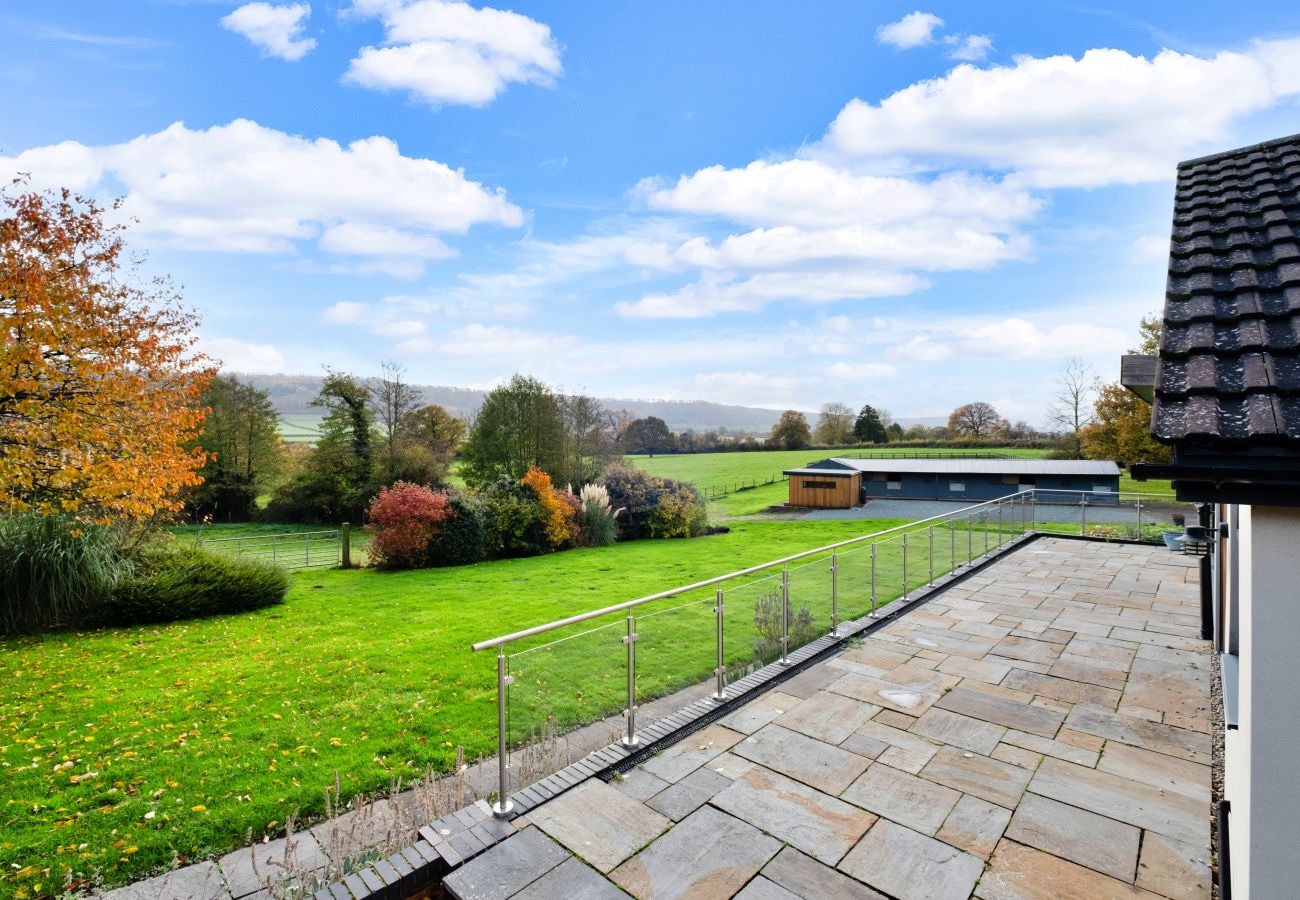 Bungalow in Harley - Yonder Castle Hill