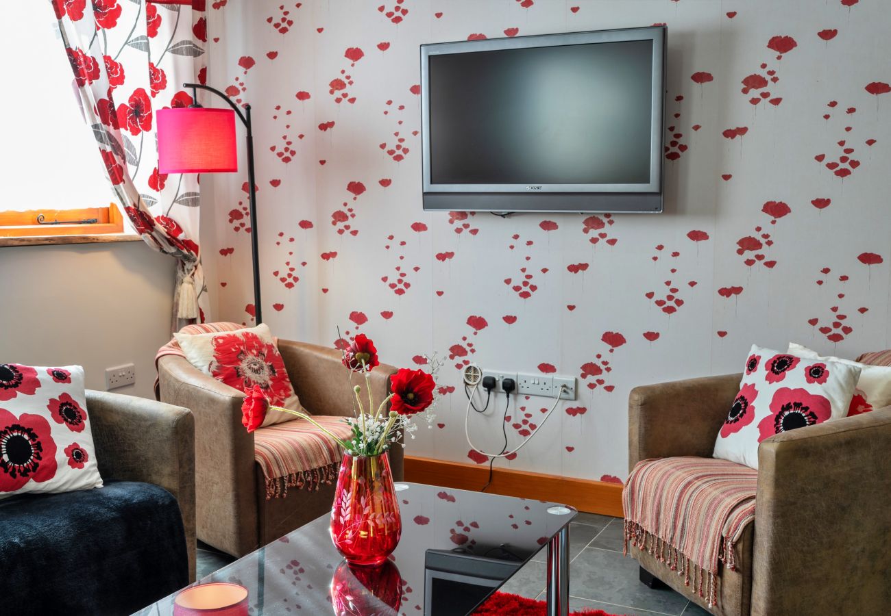 Cottage in Aylesbeare - Poppy Cottage, Great Houndbeare Farm