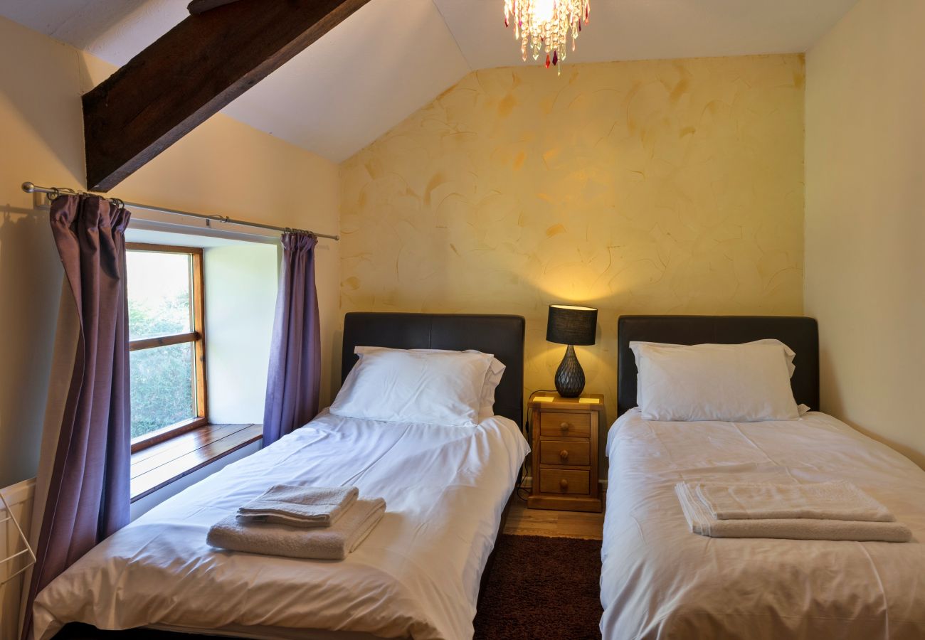 Cottage in Aylesbeare - Mill Cottage, Great Houndbeare Farm