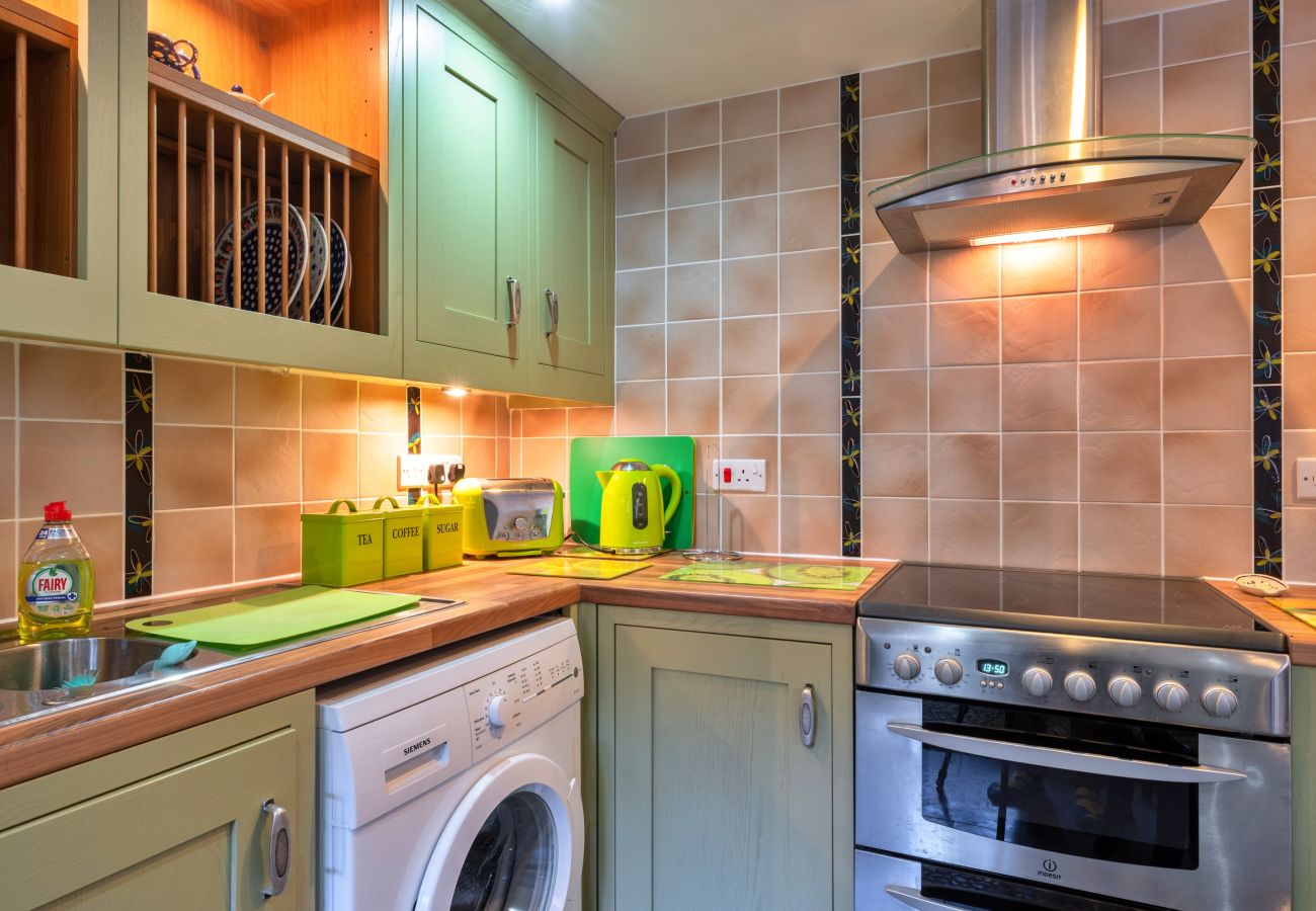 Cottage in Aylesbeare - Lime Cottage, Great Houndbeare Farm