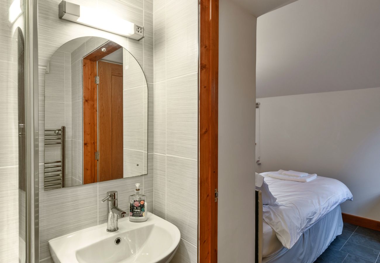 Cottage in Aylesbeare - Ivy Cottage, Great Houndbeare Farm