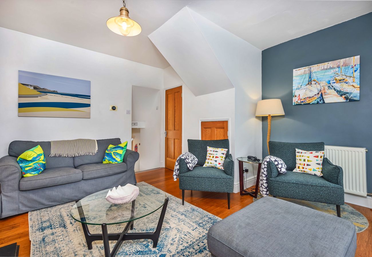 Cottage in Whitby - No.3 Sandside