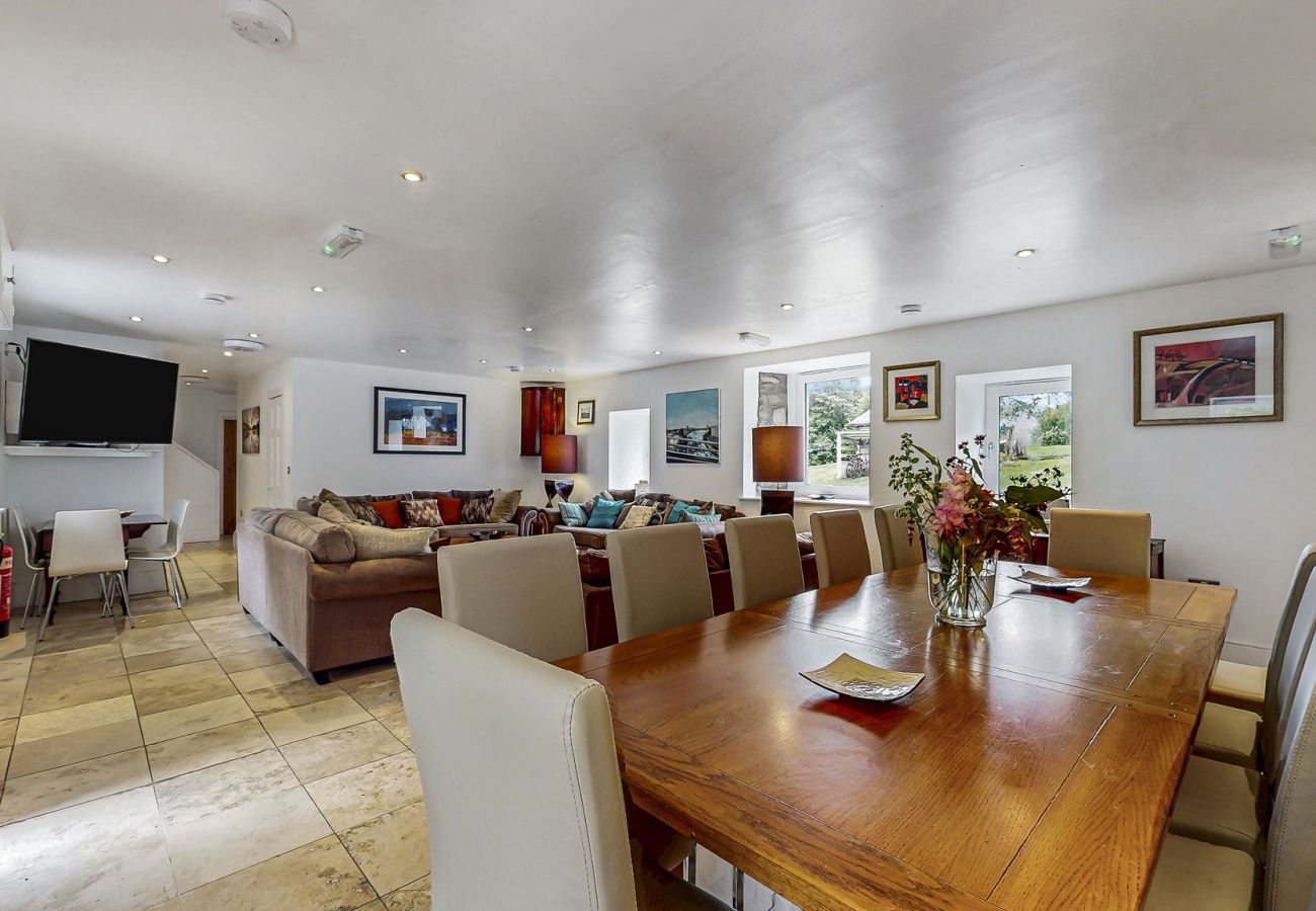 Cottage in Glendaruel - Old Barn at Ormidale House