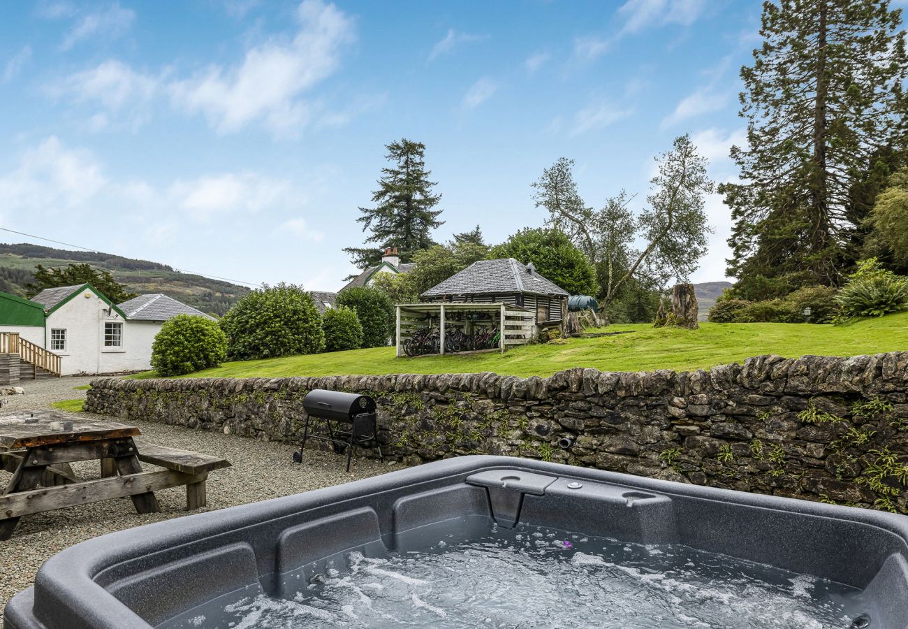 Cottage in Glendaruel - Old Barn at Ormidale House