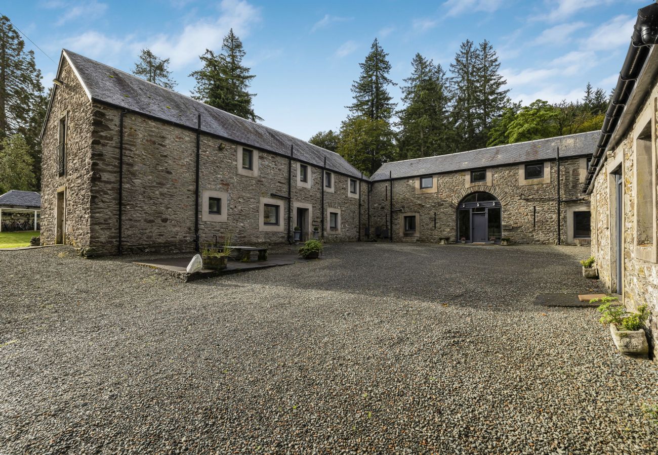 Cottage in Glendaruel - Old Barn at Ormidale House
