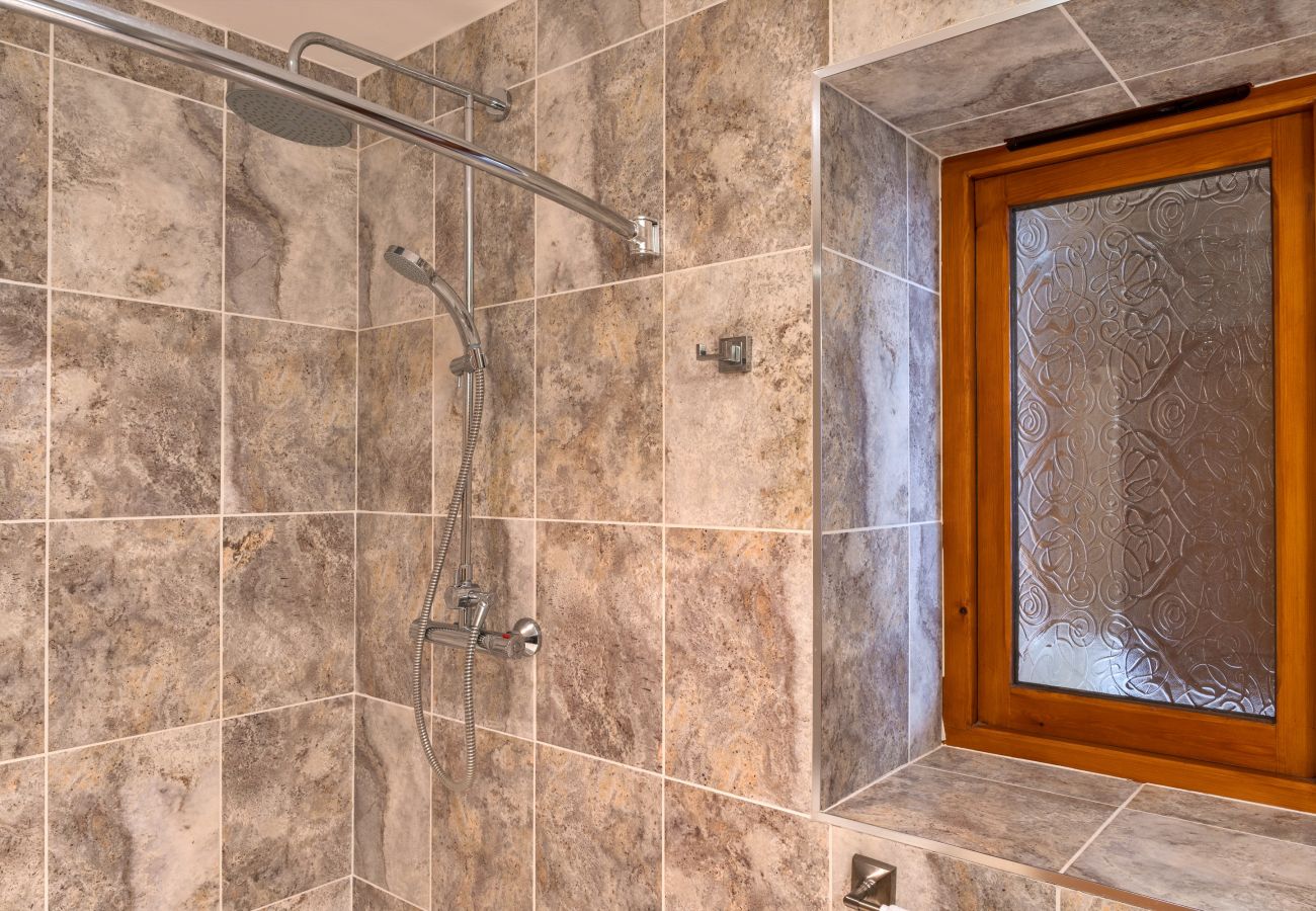 Cottage in Aylesbeare - Cob Barn, Great Houndbeare Farm