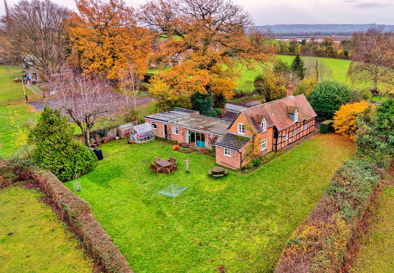Cottage in Apperley - Cricketers' Cottage