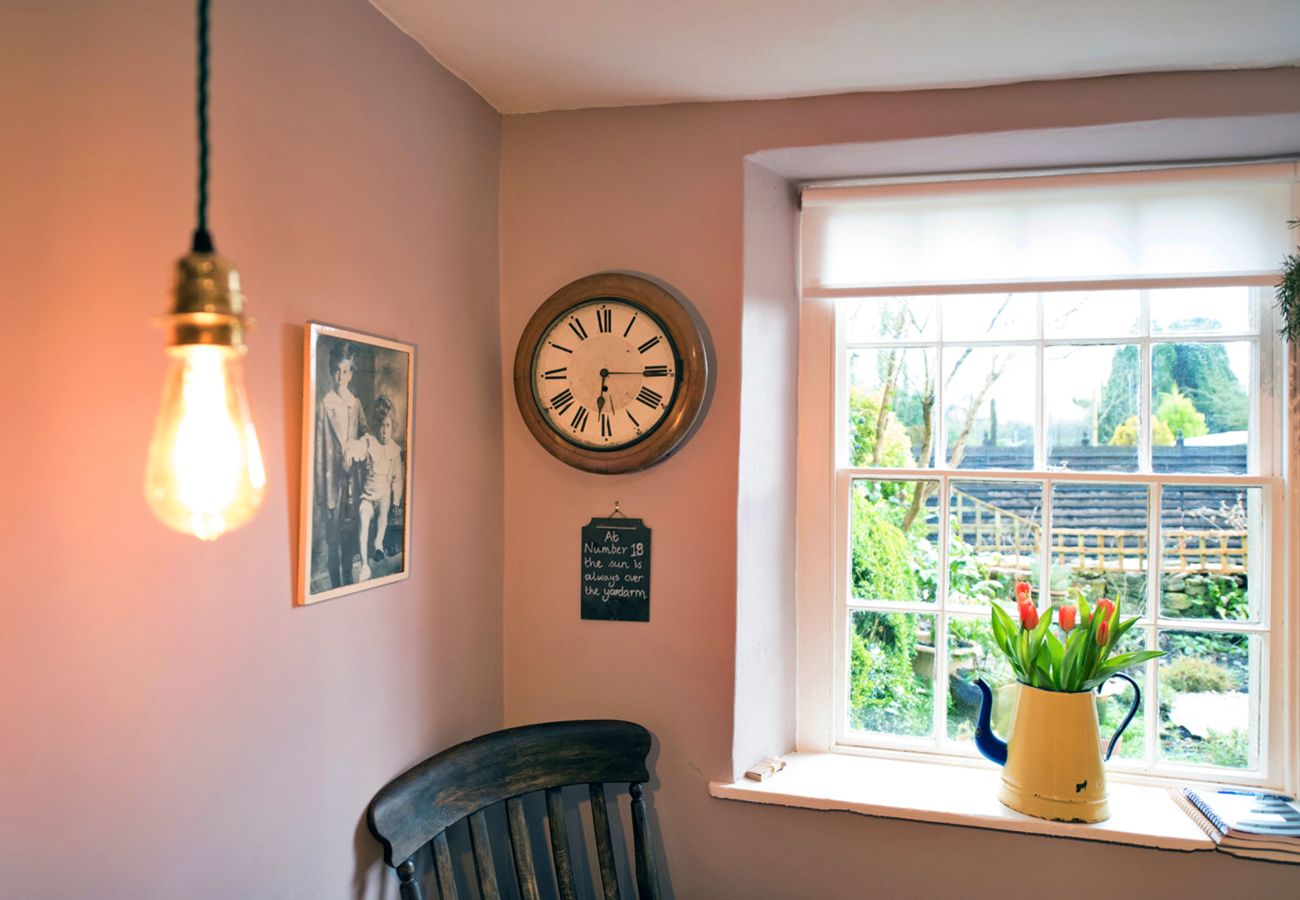 Cottage in Wingfield - Flittermouse Cottage