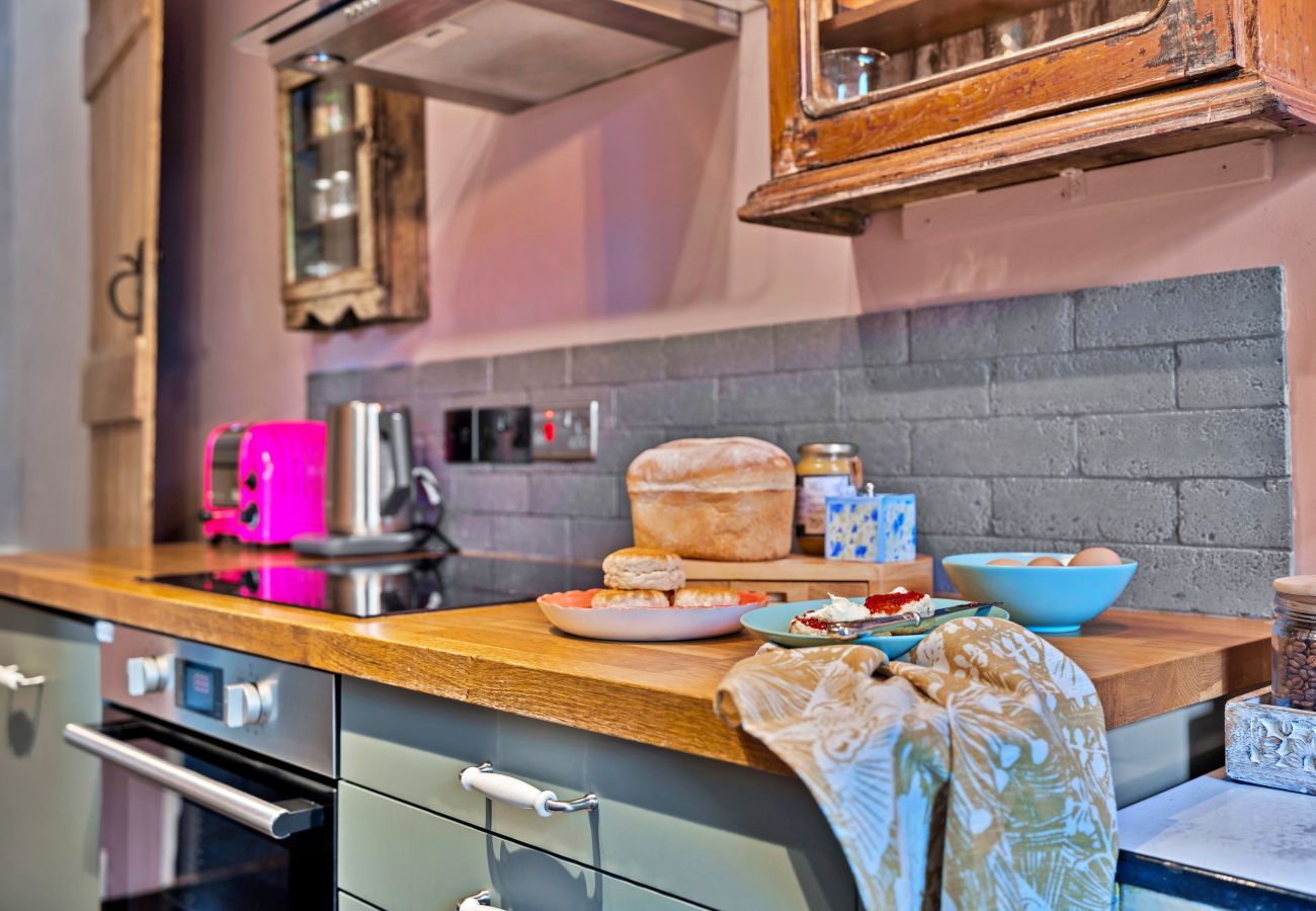 Cottage in Wingfield - Flittermouse Cottage