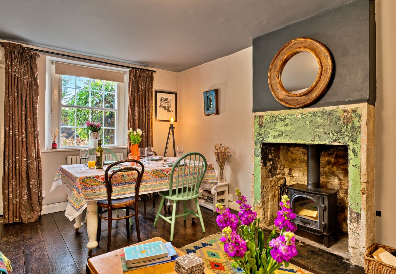 Cottage in Wingfield - Flittermouse Cottage