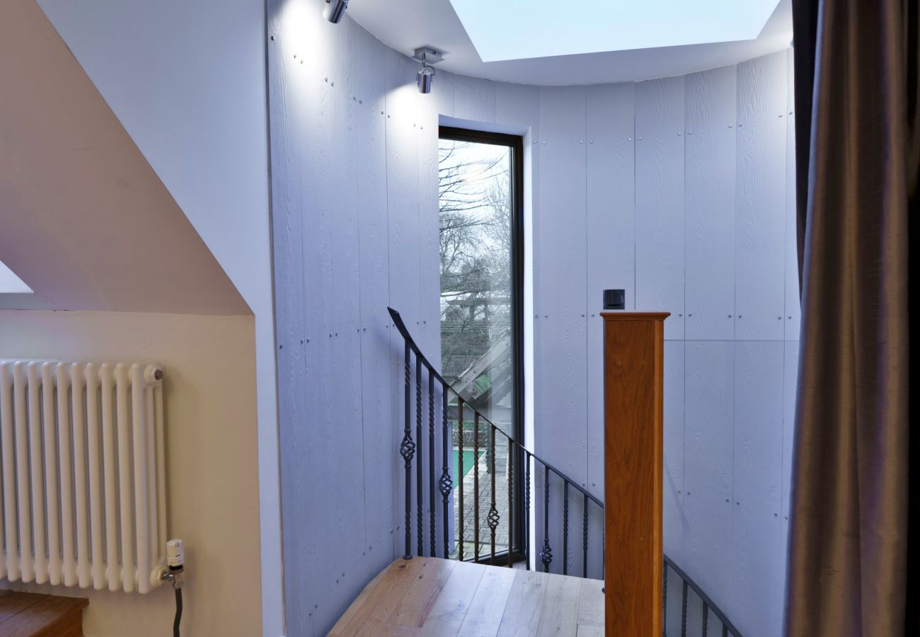 Cottage in Horton - Big Barn at Dairy Cottages