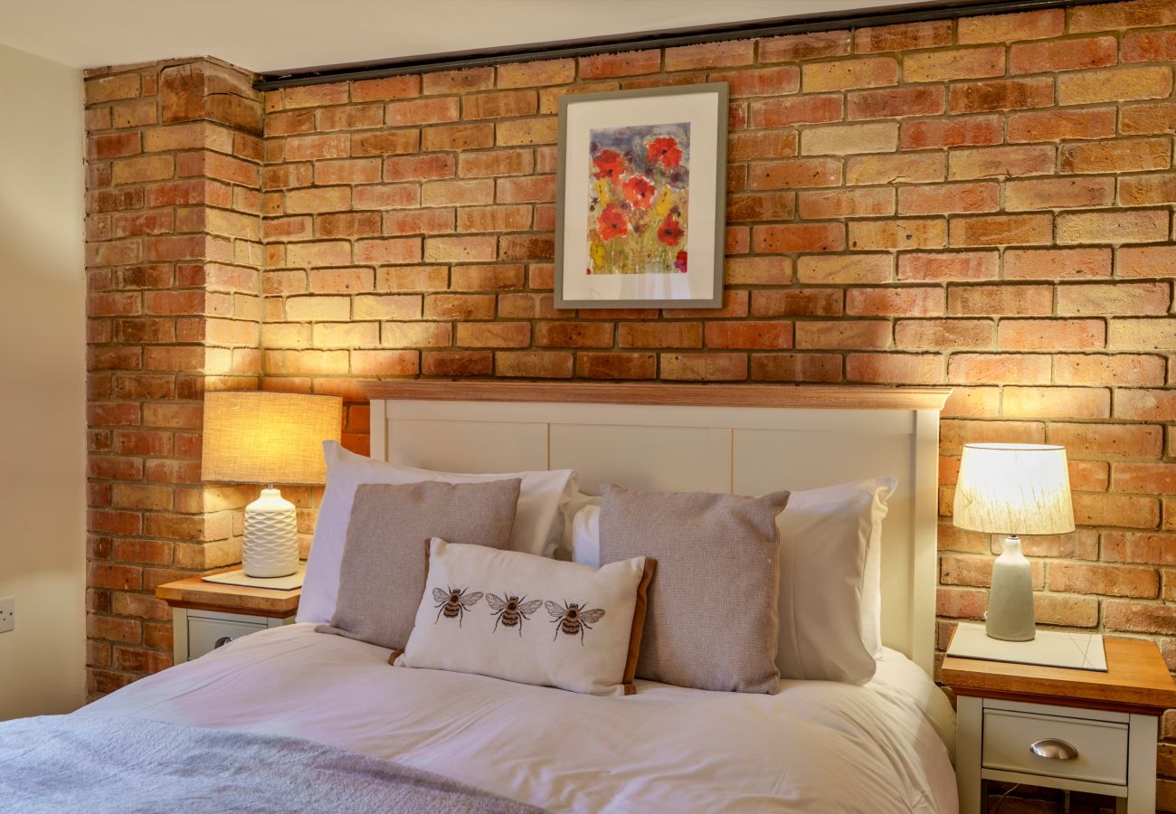 Cottage in Horton - Big Barn at Dairy Cottages