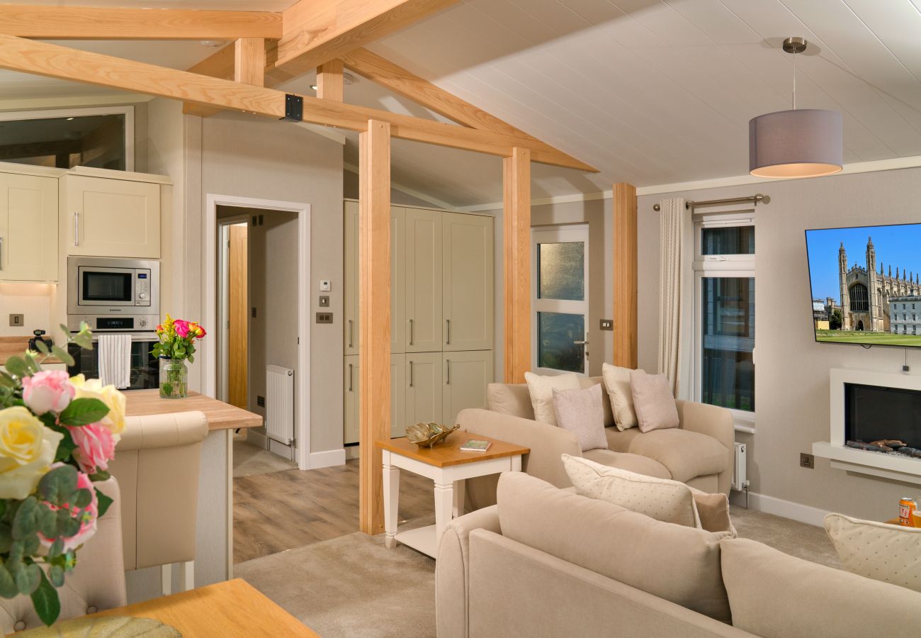 Chalet in Bourn - Heron Luxury Lodge