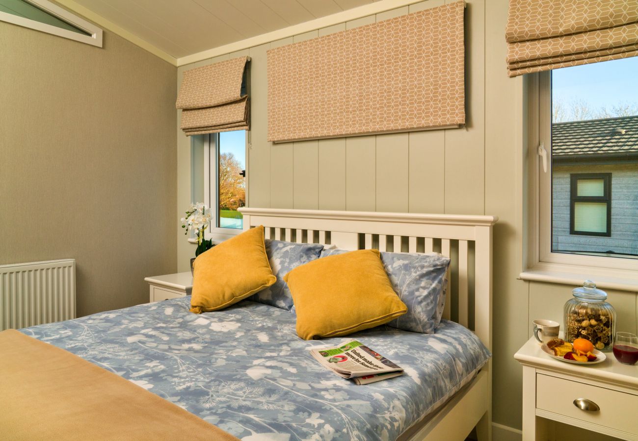 Chalet in Bourn - Heron Luxury Lodge