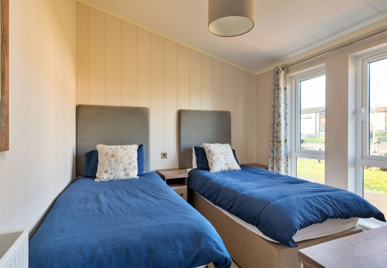 Chalet in Bourn - Osprey Luxury Lodge