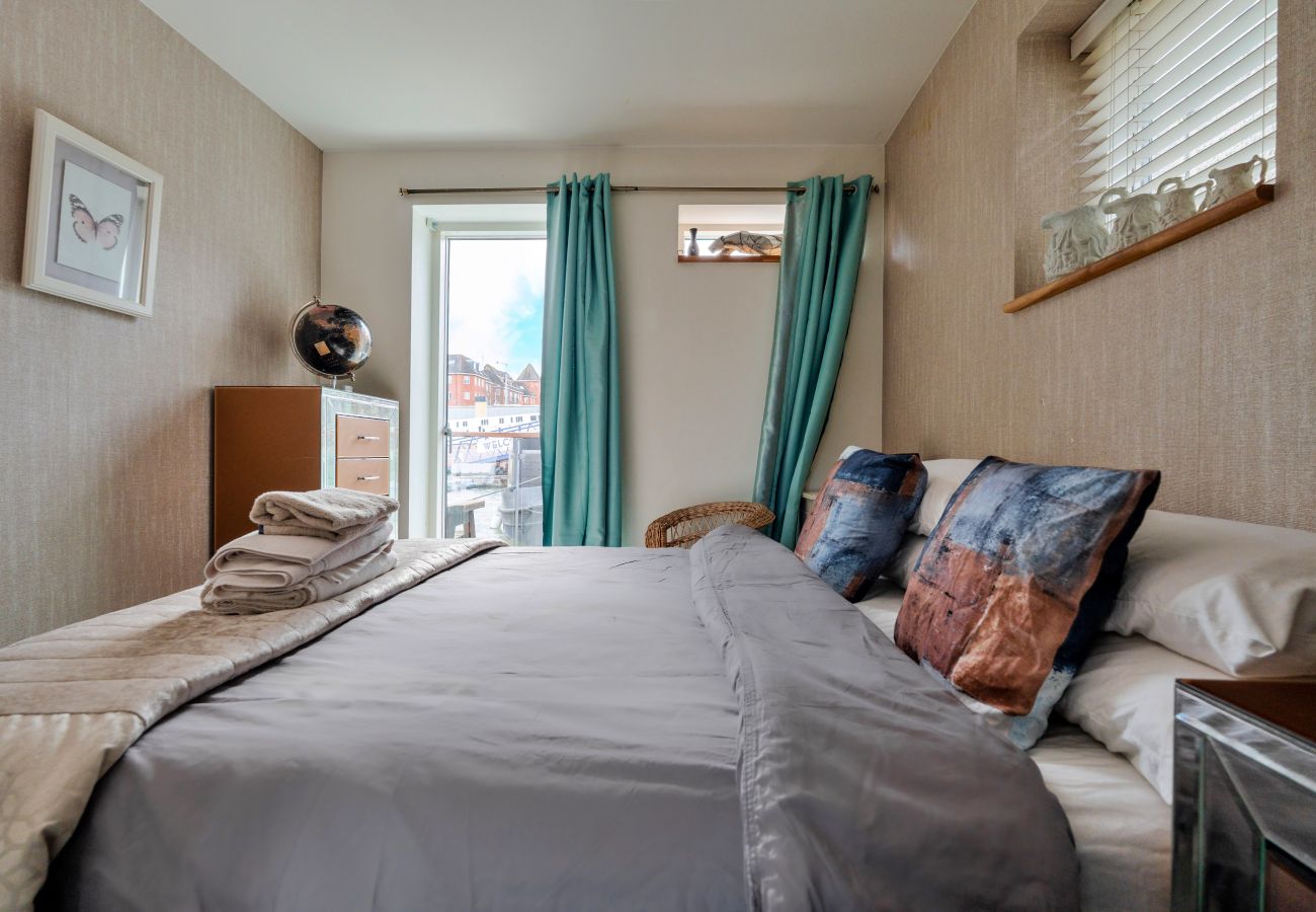 Boot in Liverpool - The Houseboat, Liverpool Marina