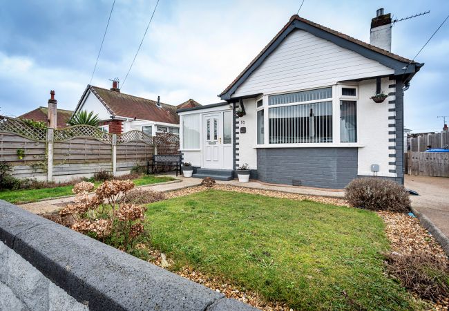 Bungalow in Prestatyn - Hafan Traeth