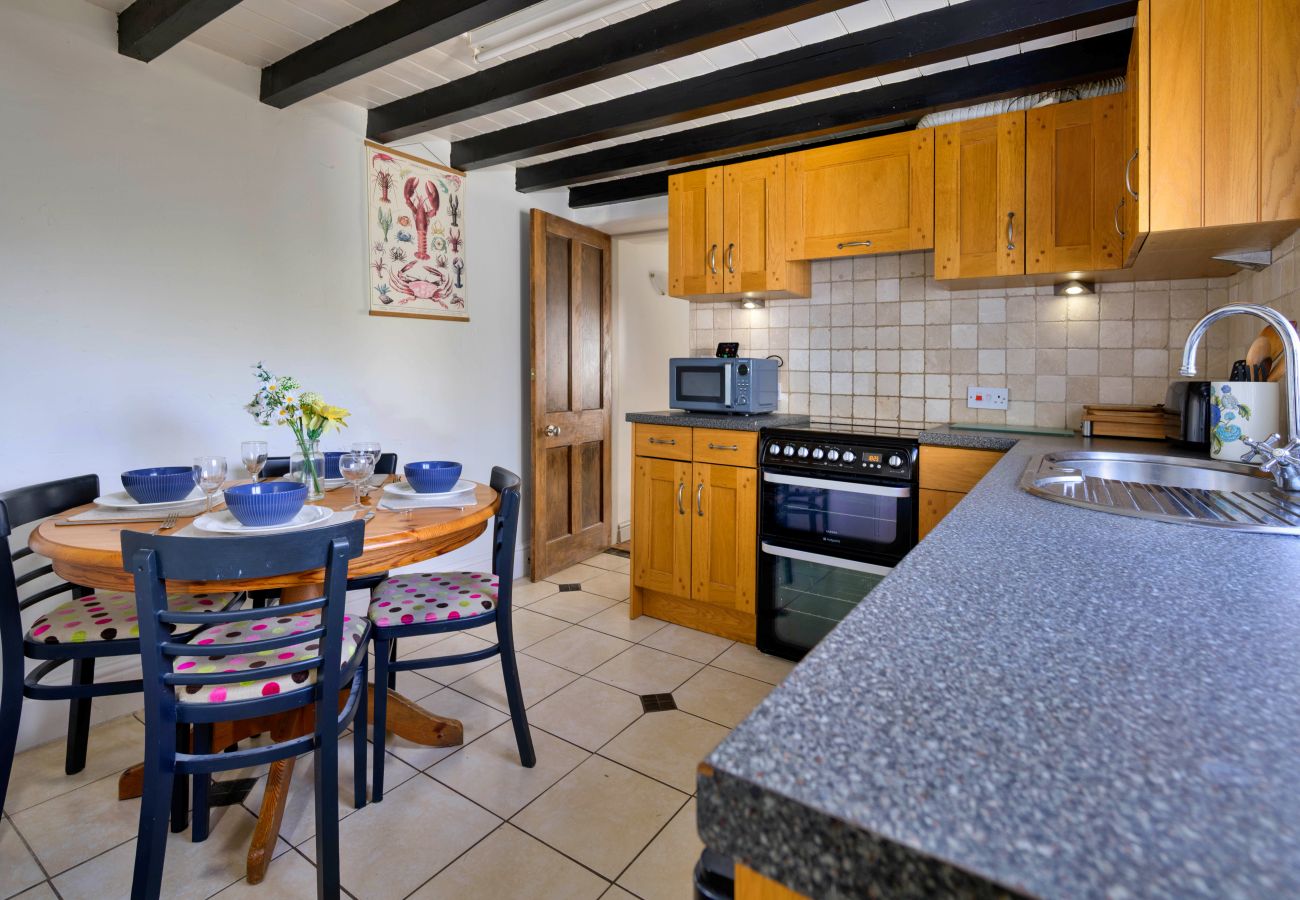 Cottage in Pwllheli - Penrhos Sea Cottage