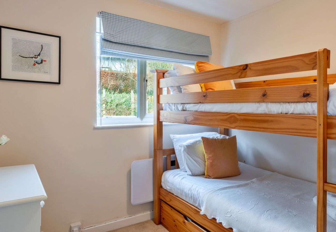 Appartement in Lanteglos - Bosuns Loft at Mixtow Creek