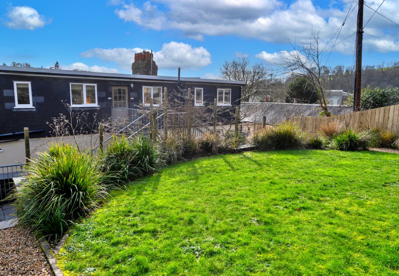 Appartement in Lanteglos - Bosuns Loft at Mixtow Creek