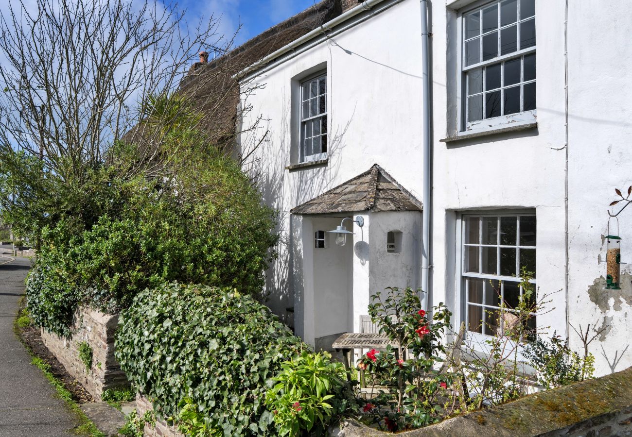 Cottage in Marhamchurch - The Old Post Cottage