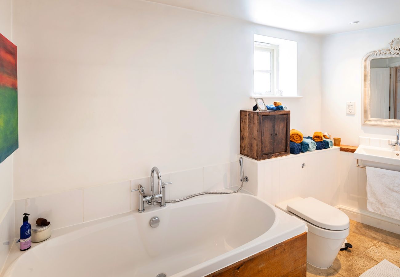 Cottage in Keinton Mandeville - Mill Barn By The Stream