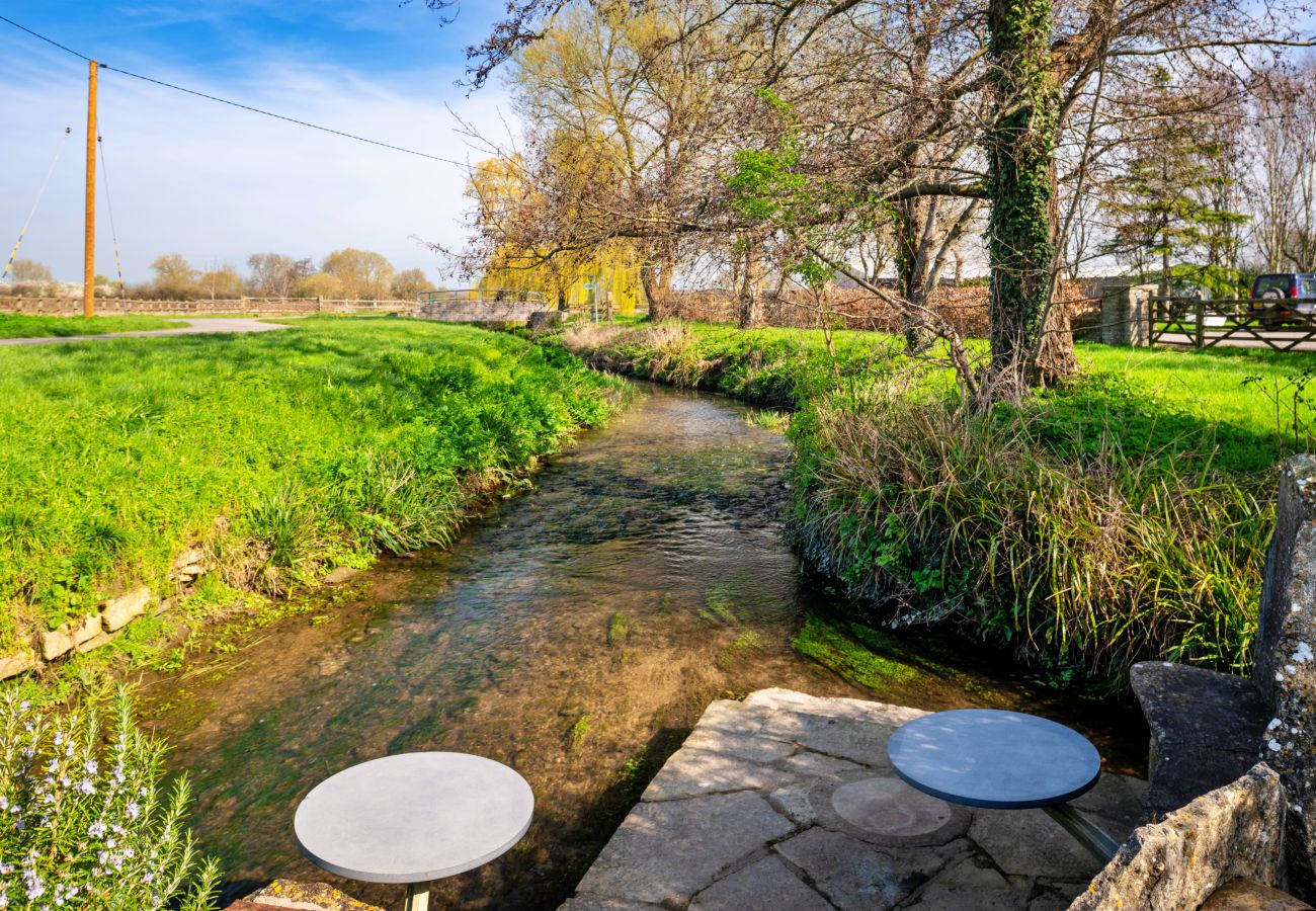 Cottage in Keinton Mandeville - Mill Barn By The Stream
