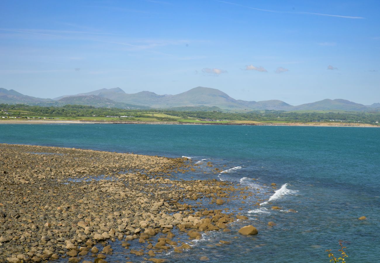 Bungalow in Pwllheli - Ty Glan Y Mor