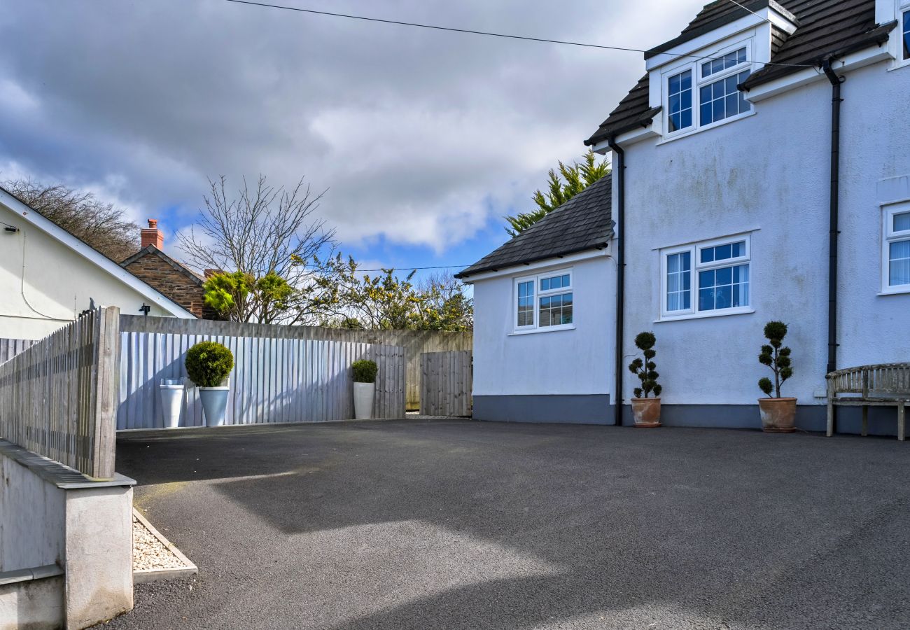 Rent by room in St Teath - The Rectory Nook Annexe