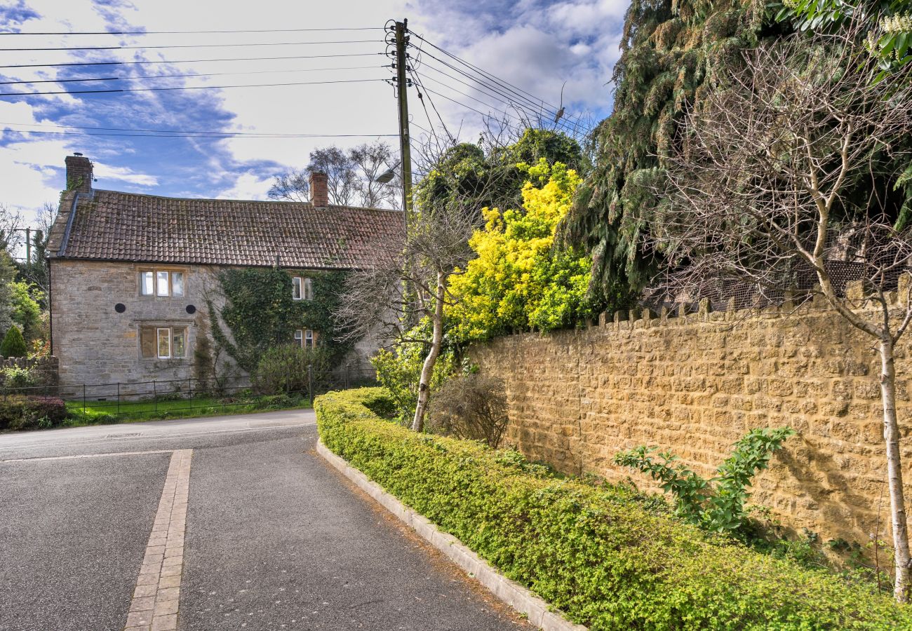 Huis in Bower Hinton - Hollies Coach House