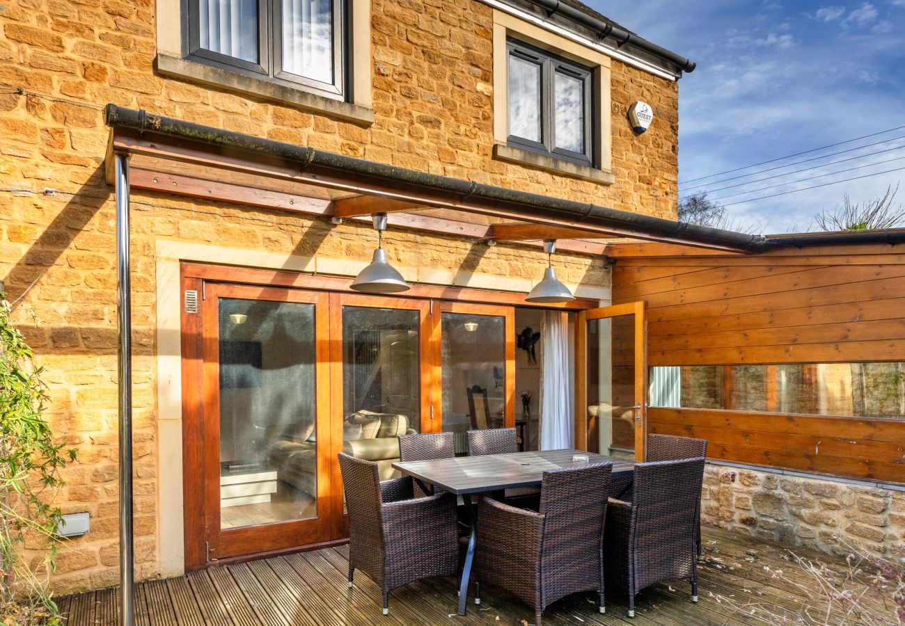 Huis in Bower Hinton - Hollies Cottage, Oak