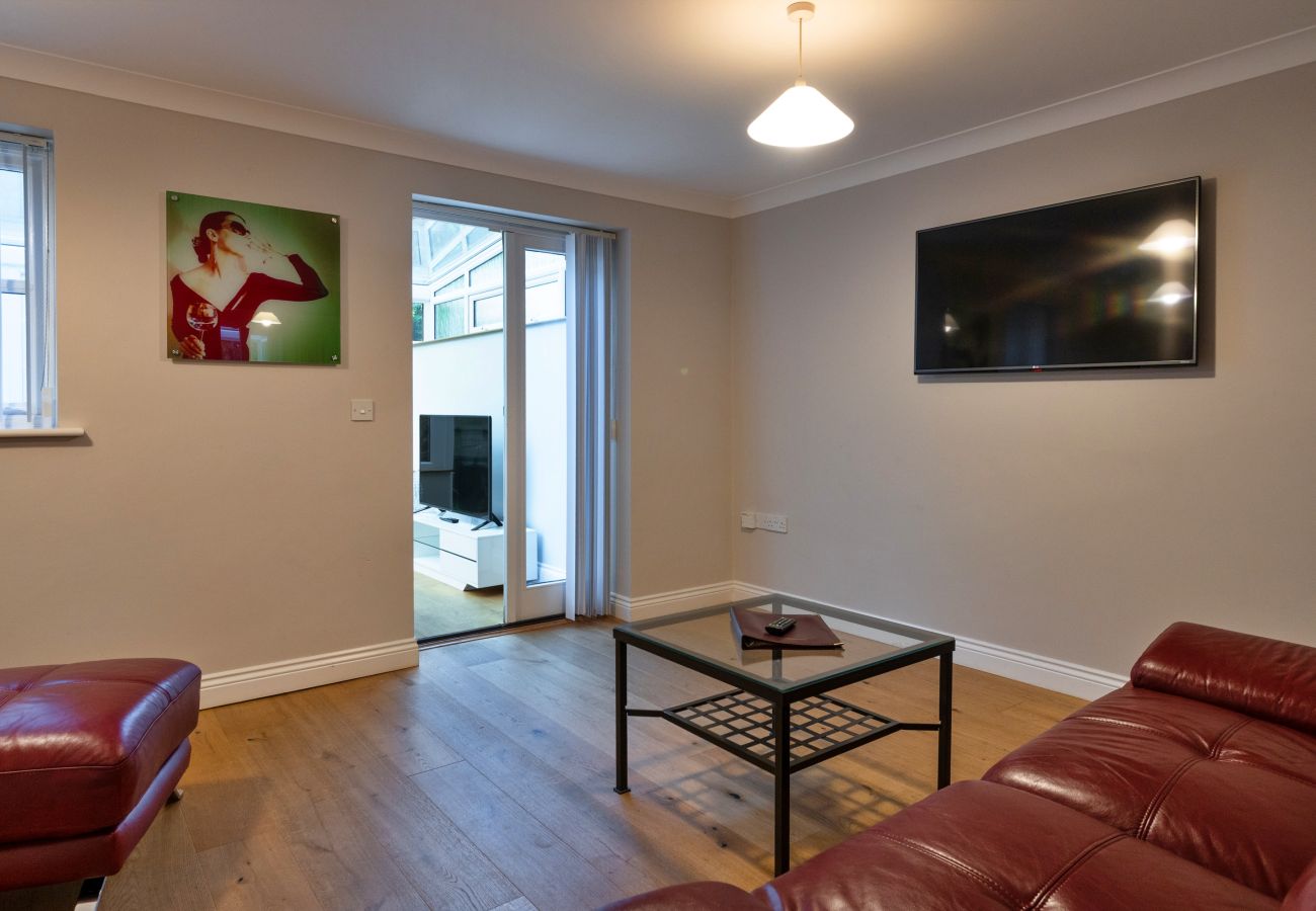 Huis in Bower Hinton - Hollies Cottage, Willow