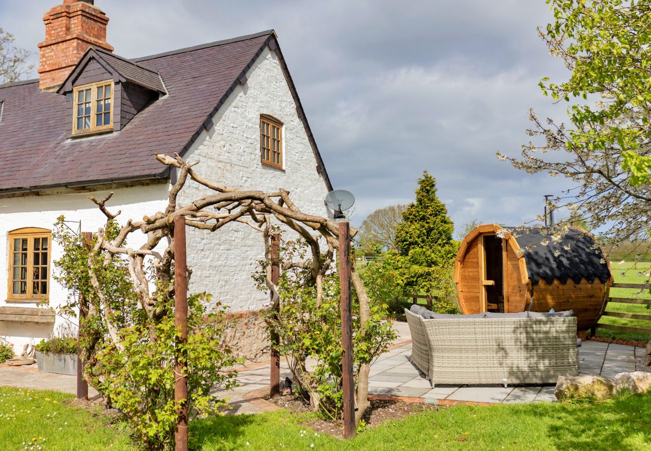 Cottage in St Asaph - Waen Farm Cottage