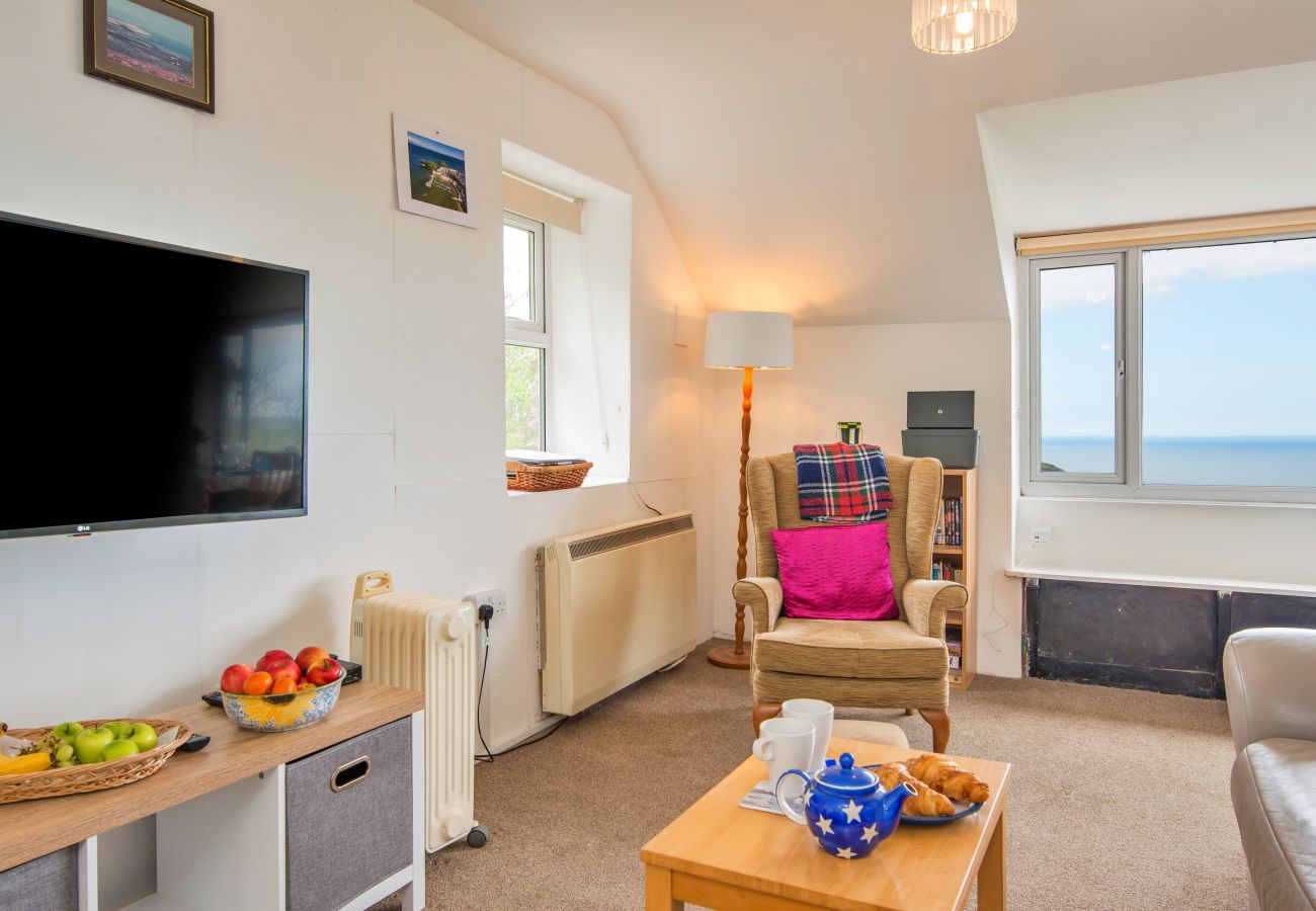 Cottage in Dinas Cross - Arfron