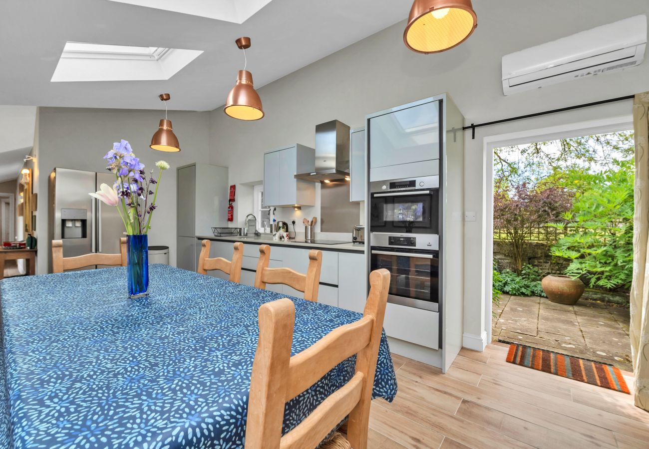 Cottage in Oakley - The Pottage