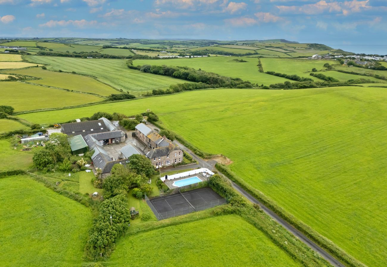 Cottage in Widemouth Bay - Squire, Quinceborough Farm