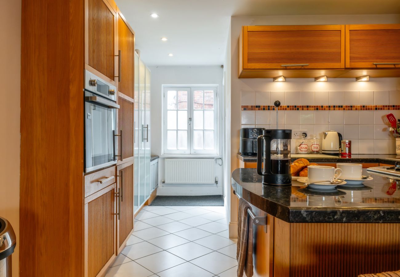 Huis in Newent - Three Storeys in Newent