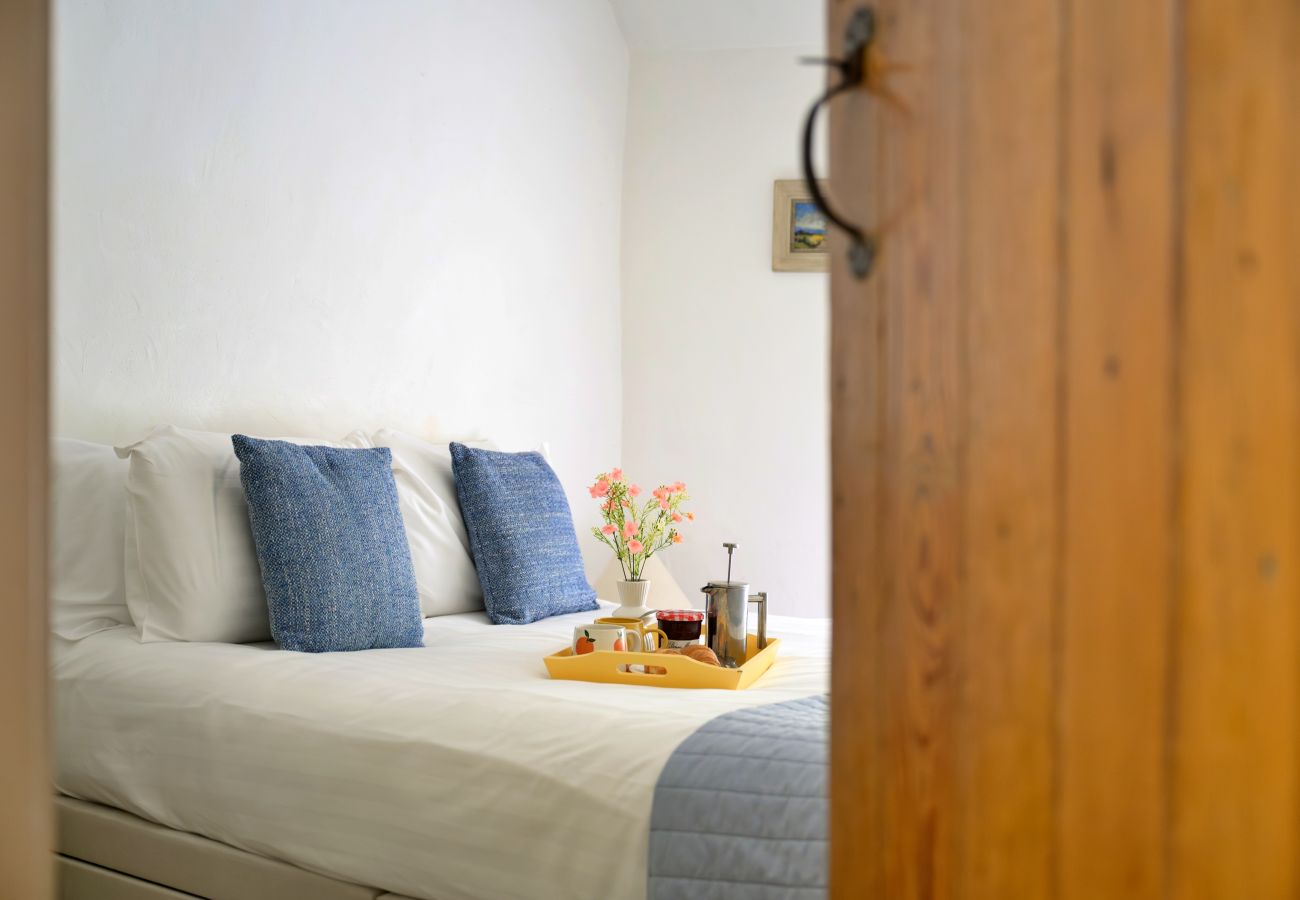Cottage in Blaenau Ffestiniog - Tafarn Trip