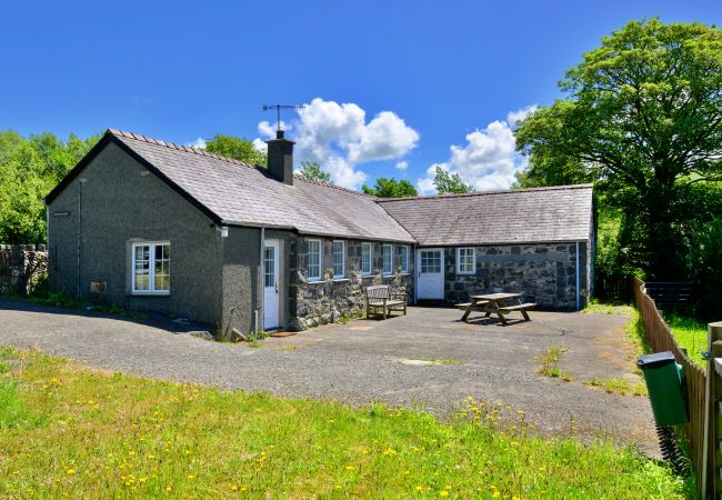 Cottage in Caernarfon - Penlon Cottage